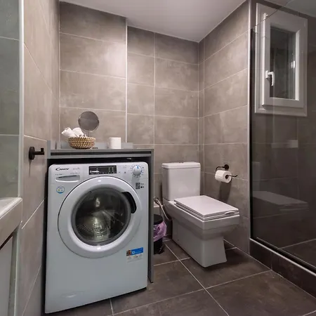 Mondeus Inn Luxury Suites Δ1&Δ2 סלוניקי